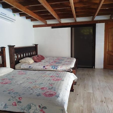 Hotel Liah'S Тортугеро Екстериор снимка