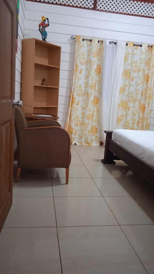 Hotel Liah'S Тортугеро Екстериор снимка