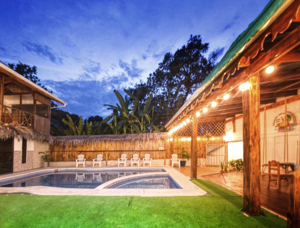 Hotel Liah'S Тортугеро Екстериор снимка