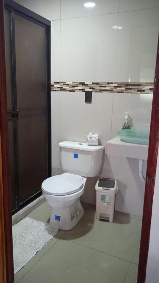 Hotel Liah'S Тортугеро Екстериор снимка