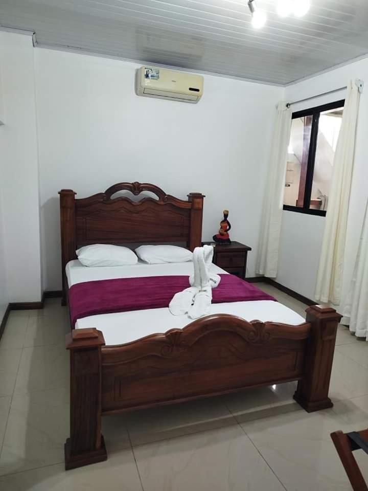 Hotel Liah'S Тортугеро Екстериор снимка